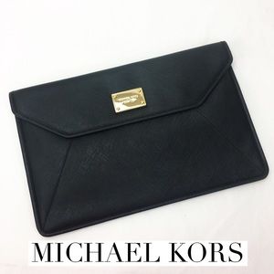 New!  Michael Kors MB Air 13 Sleeve/Clutch