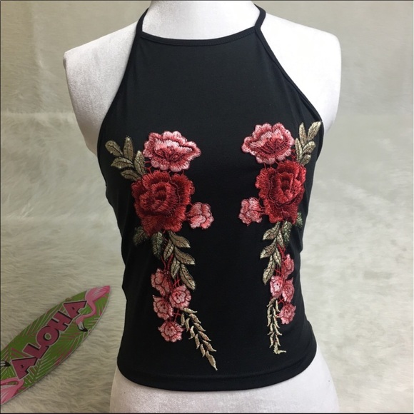 ⬇️$25 A Rose By Any Name Embroidered Black Halter - Picture 3 of 7