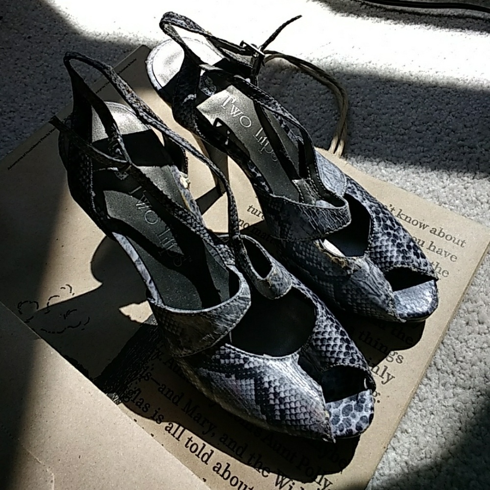 Sexy Two Lips High Heels