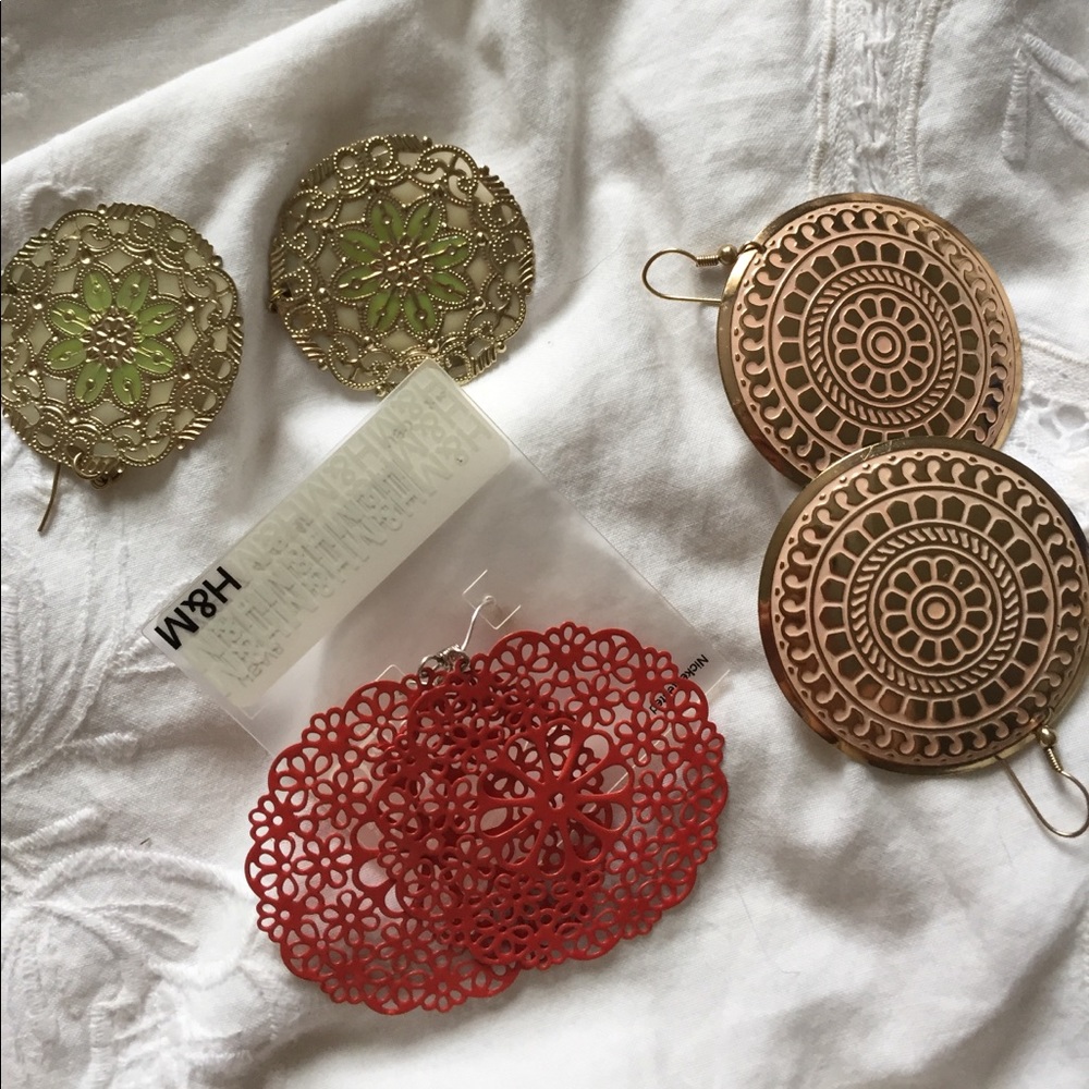 3 pairs of cute earrings