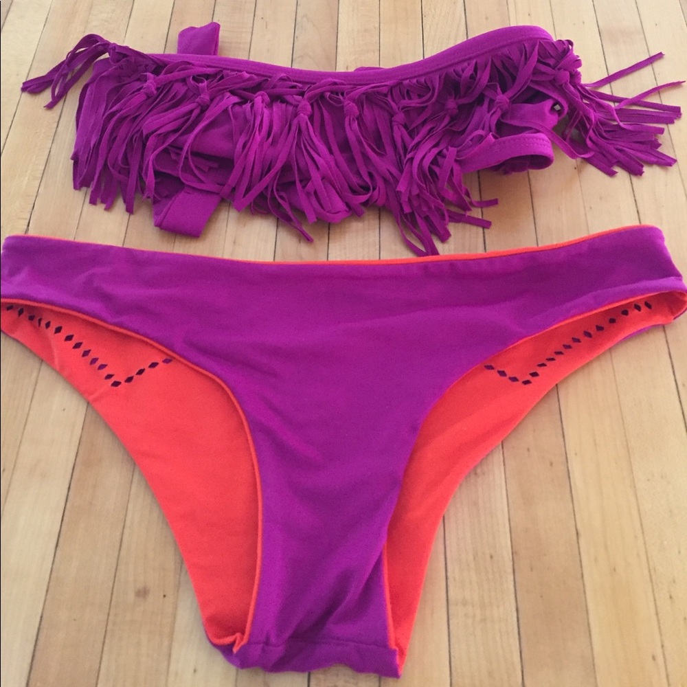 L Space Swim just in time for Summer!