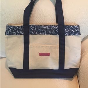 Vineyard Vines Classic Tote