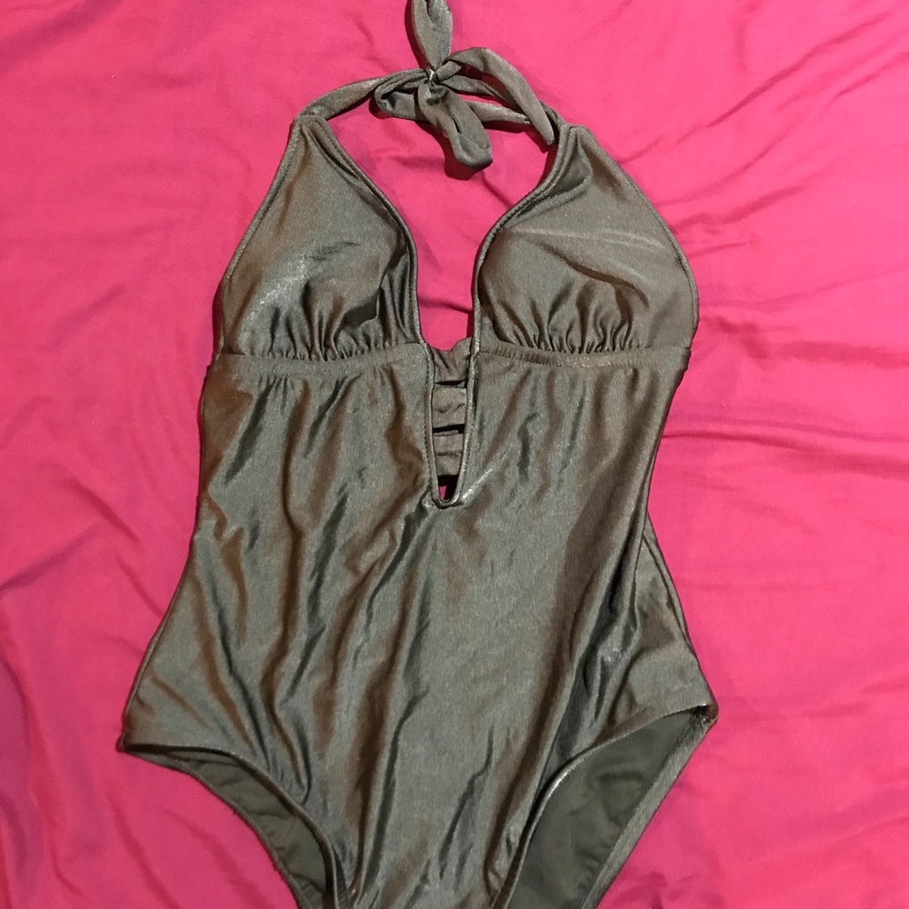 MOSSIMO ONE-PIECE SWIM WITH CUT OUTS