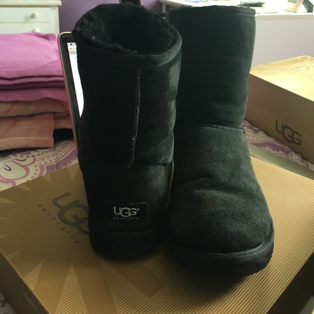 Ugg Short Boots