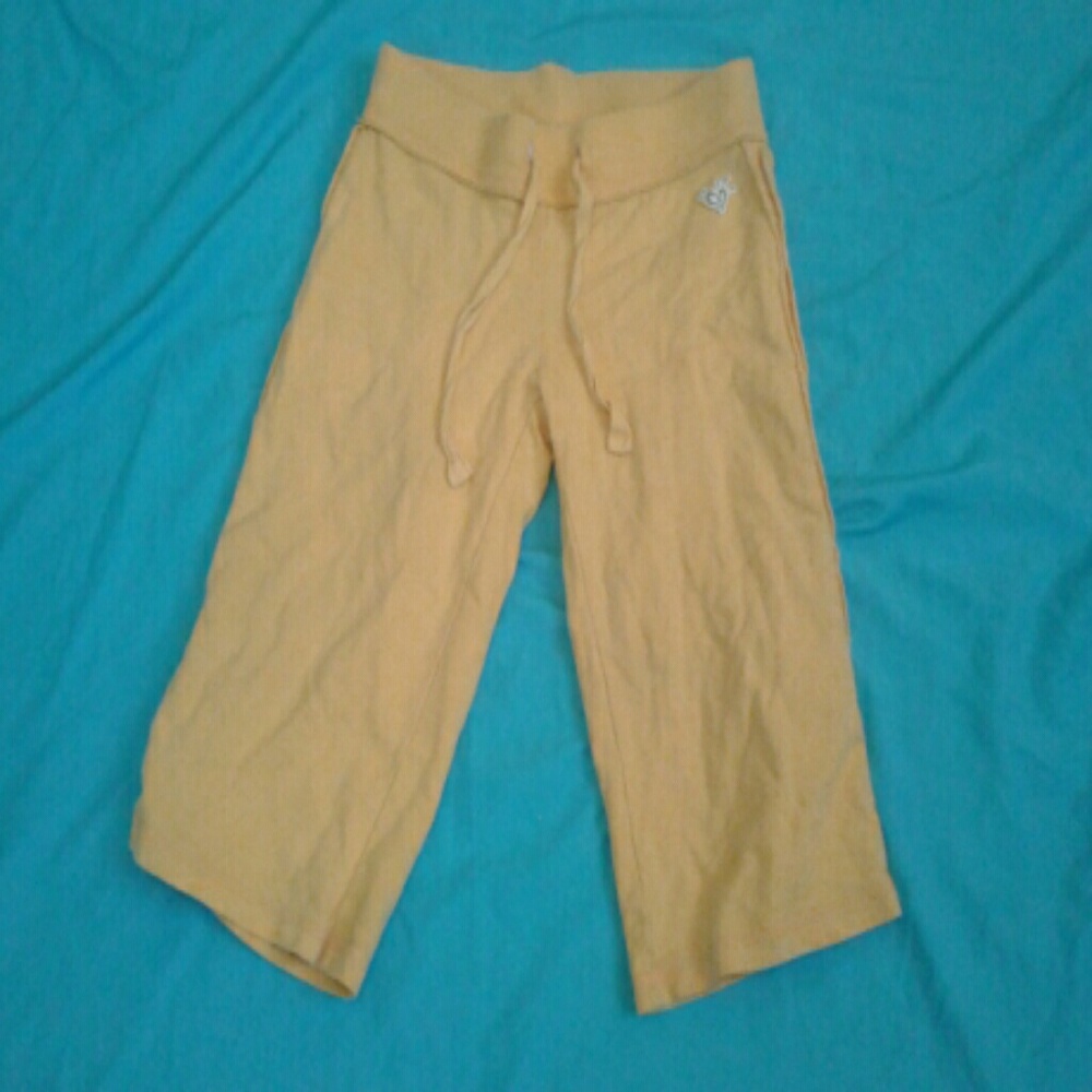 Yellow justice shortes size 6