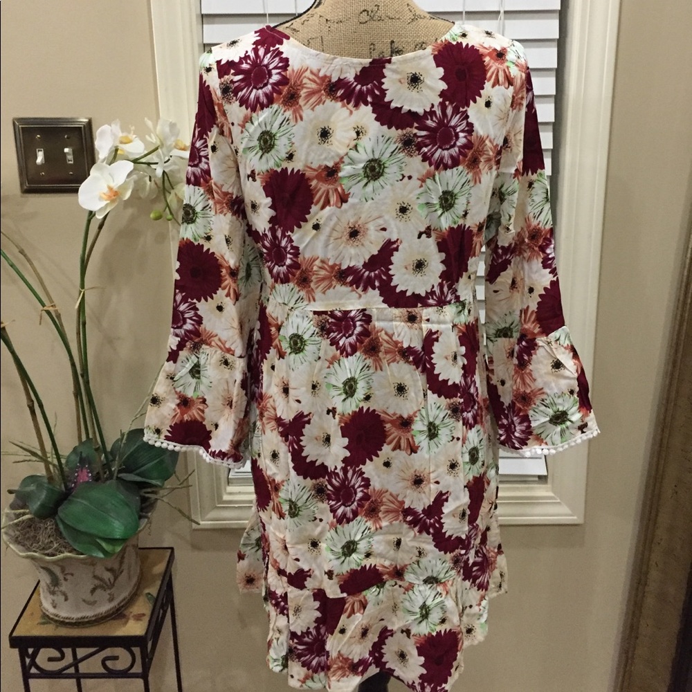Stunning floral burst of summer BOHO dress! - Picture 7 of 8