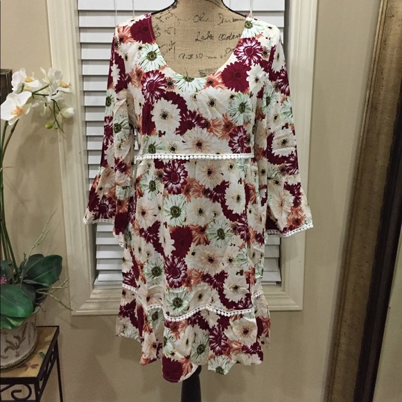 Stunning floral burst of summer BOHO dress! - Picture 2 of 8