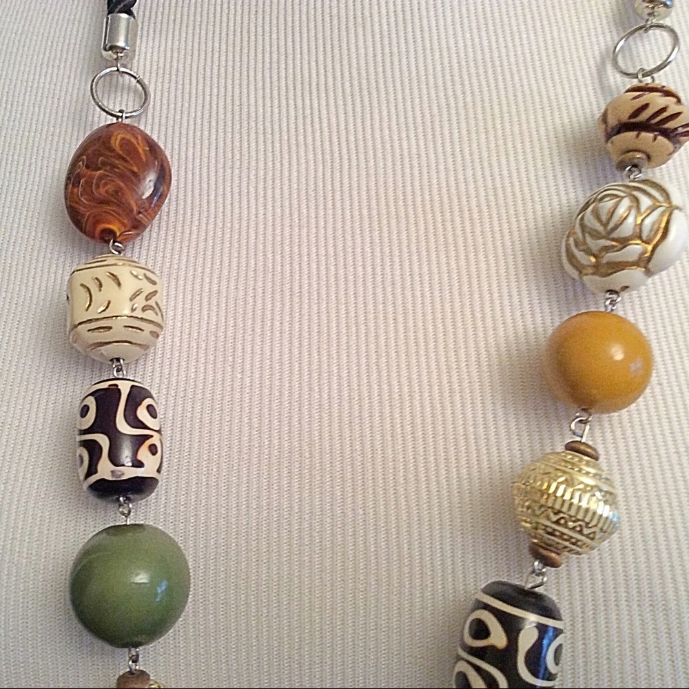 Chunky Necklace with Wooden Beads