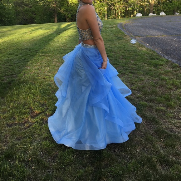 BABY BLUE TEO PIECE PROM DRESS WORN ONCE - Picture 4 of 4