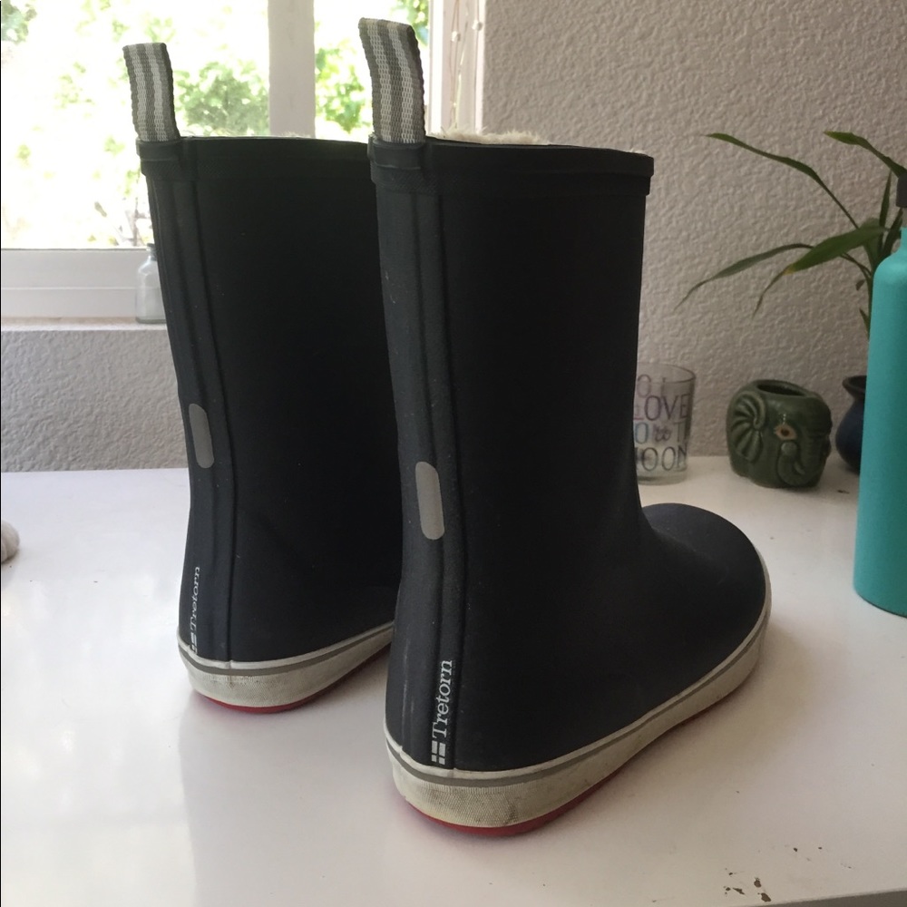 Black Tretorn Wings Vinter Rubber Boots, size 10