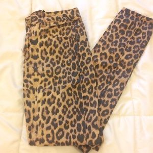 Ankle-length Forever 21 leopard print pants