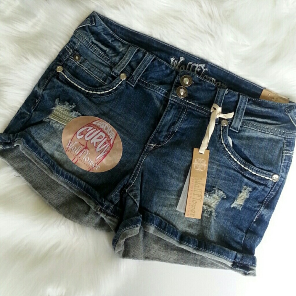 New Wall Flower Vintage Collection Jean Shorts