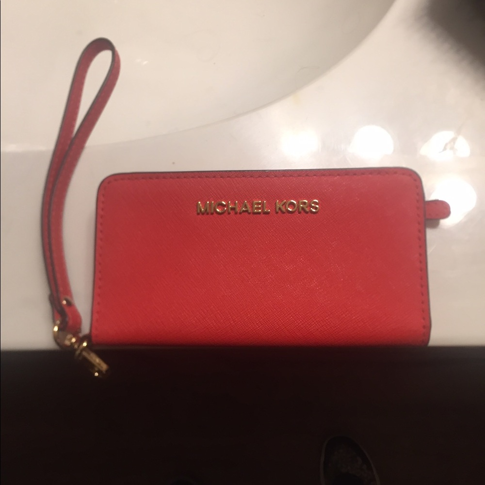 Michael Kors wallet/phone case