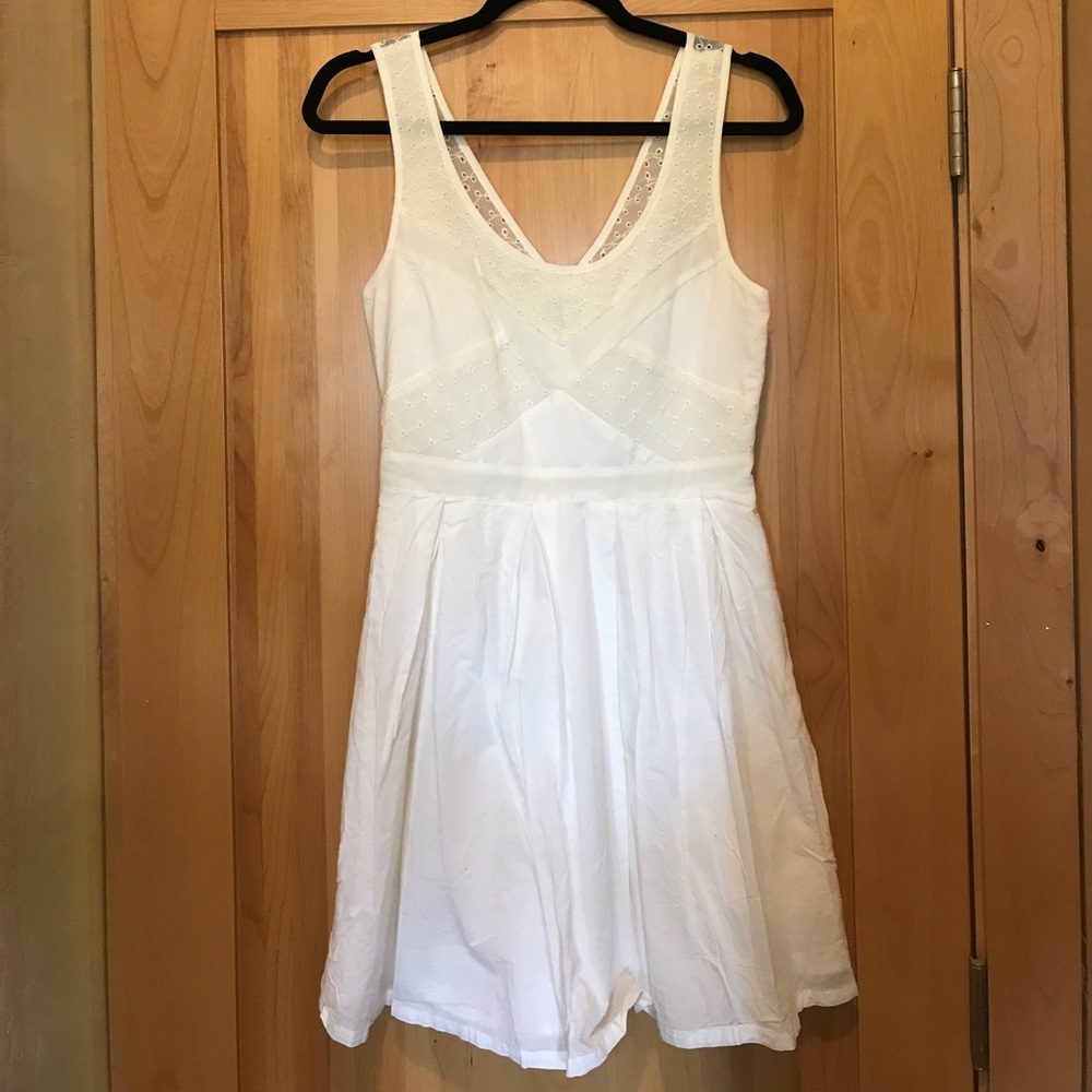 American Eagle Off-White Eyelet Detailed Dress