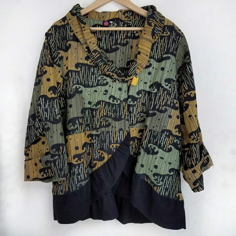 Vintage Lagenlook Cotton Ruffle Front Jacket (XL)