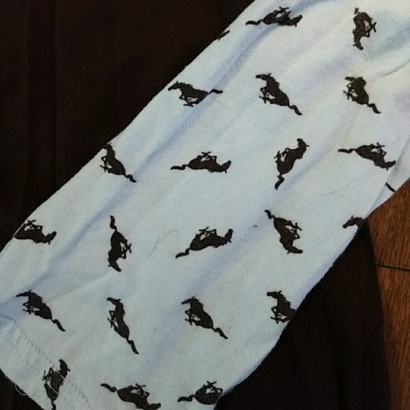🐎MUSTANG🐎 Tee- Juniors XXL - Picture 3 of 3