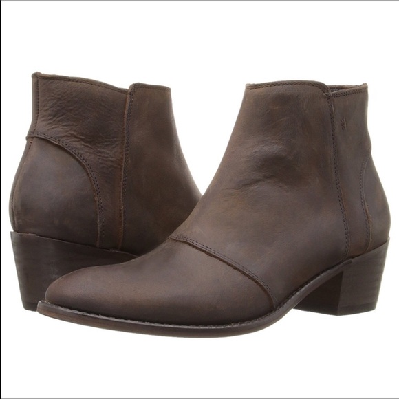 Wolverine Distressed Leather Ankle Booties - Picture 3 of 4