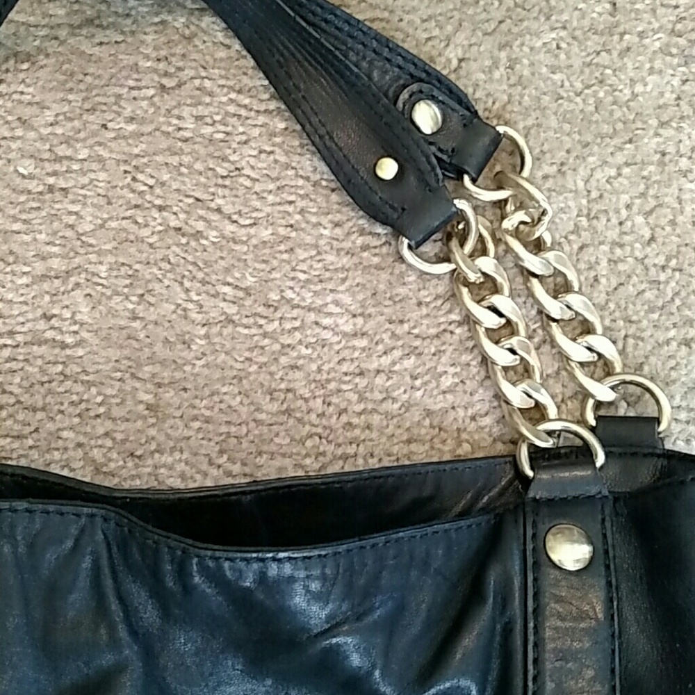 Michael Kors Large Black Leather Chain Strap Tote - Picture 3 of 7