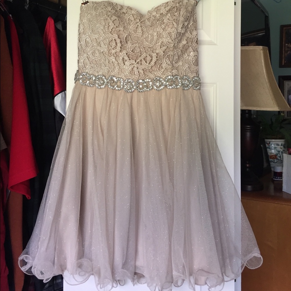 Cute homecoming dress