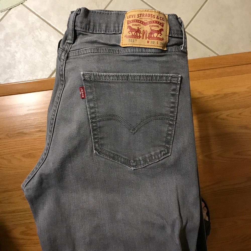 Levi's Men's 511 Size w32 l34