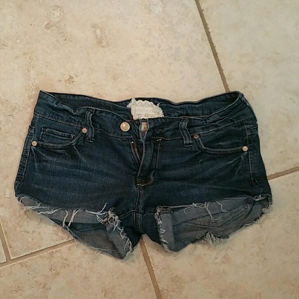 Altard State denim shorts.