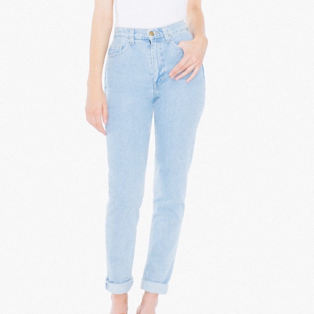 Medium Wash High Waisted Jeans