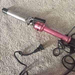 HOT TOOLS curling iron