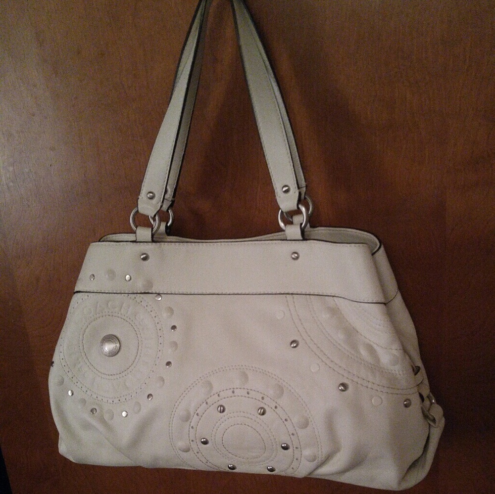 💥SOLD💥     Authentic Coach