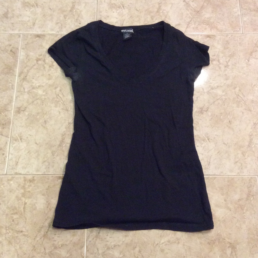 Wet Seal T-Shirt - Picture 1 of 1