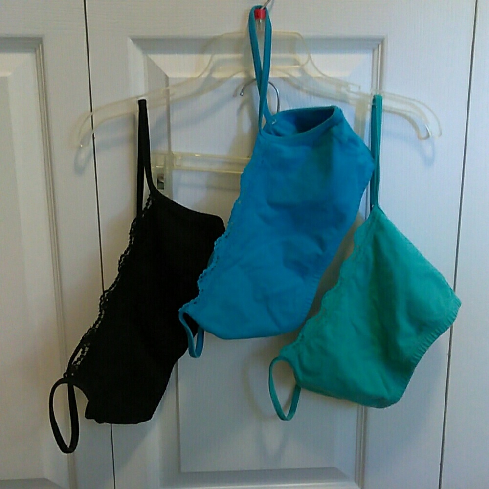 Size 36 set of 3 cami sport bras