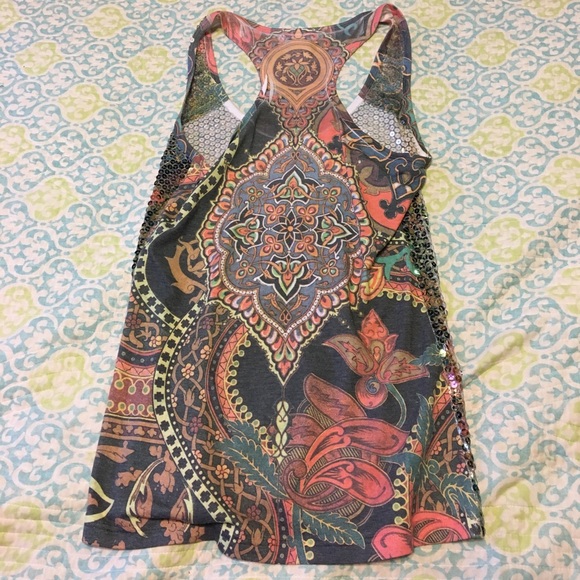 Body central sequin design tank top - Picture 5 of 6