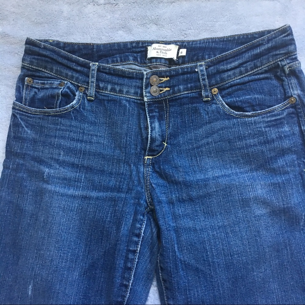EUC Abercrombie and Fitch Wide Flare Jeans - Picture 3 of 8
