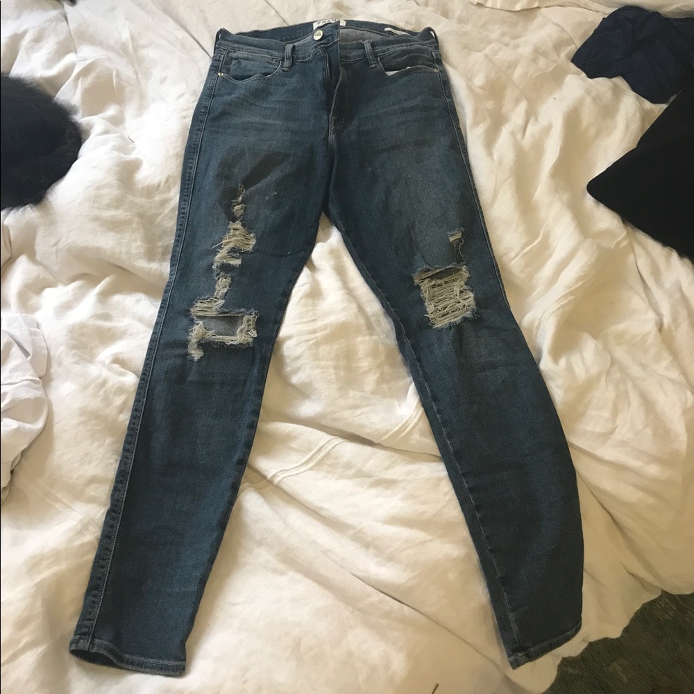 Frame Denim Ripped Skinnies!