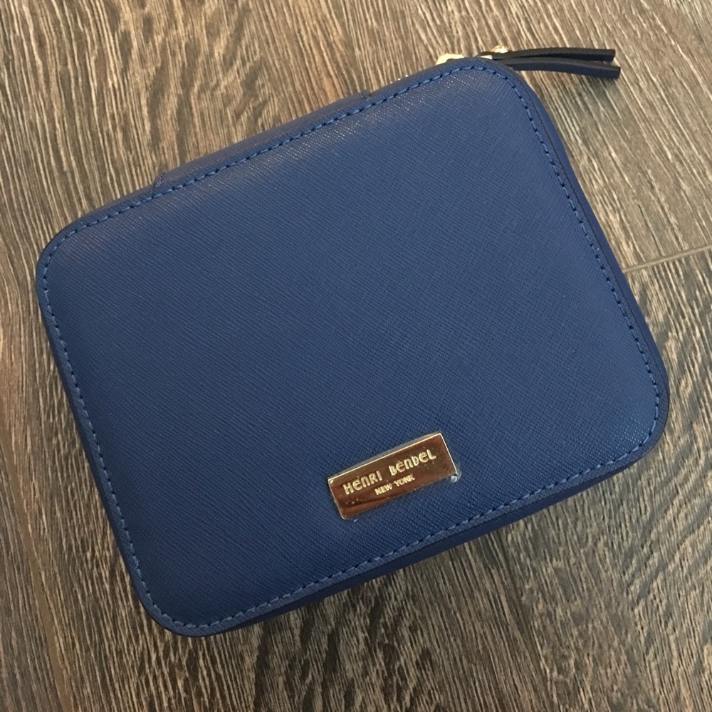 Henri Bendel Travel Jewelry Case