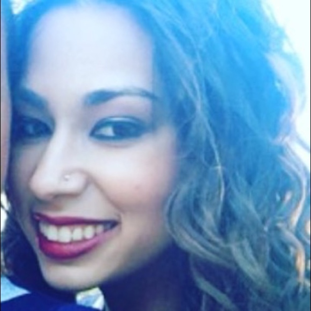 Meet your Posher, Alyssa