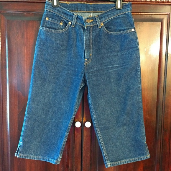 Vintage Levi's High-Rise Capris - Picture 2 of 7