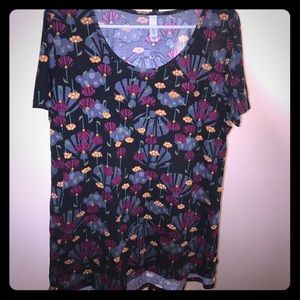 2XL LulaRoe Classic Tee