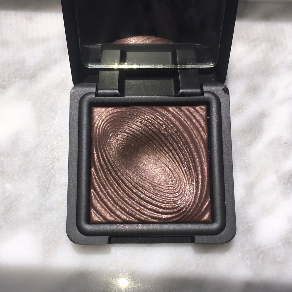 KIKO water eyeshadow