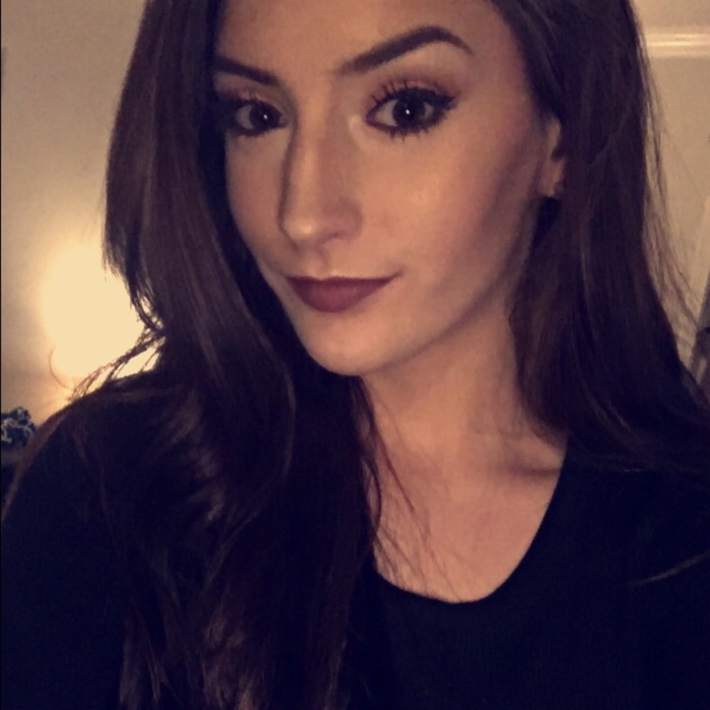 Meet your Posher, Rebecca