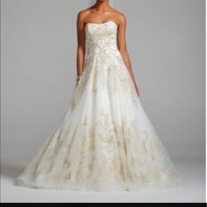 Oleg Cassini Wedding Gown