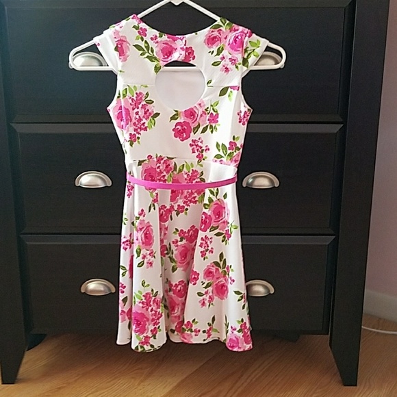 Floral Print Dress - Picture 2 of 4