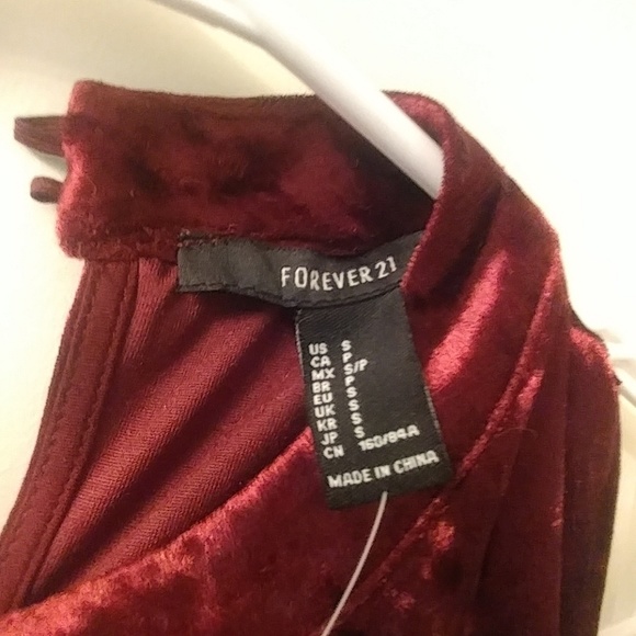 💃Forever 21 velvet dress - Picture 3 of 5