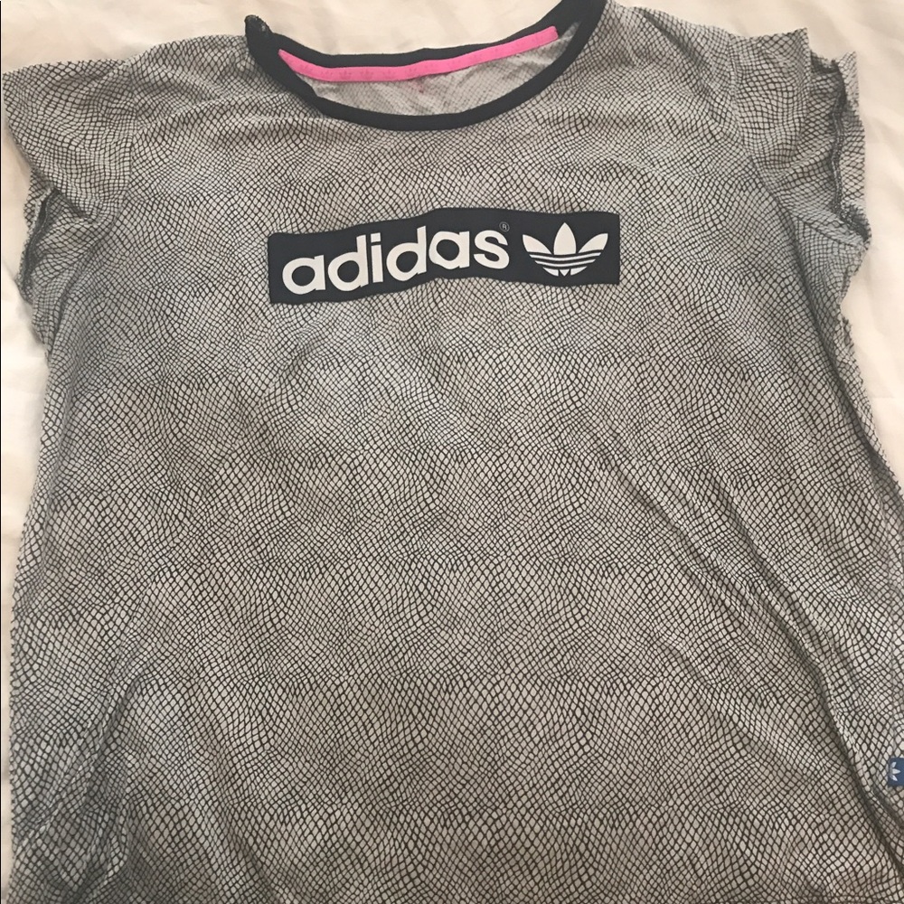 Adidas tee