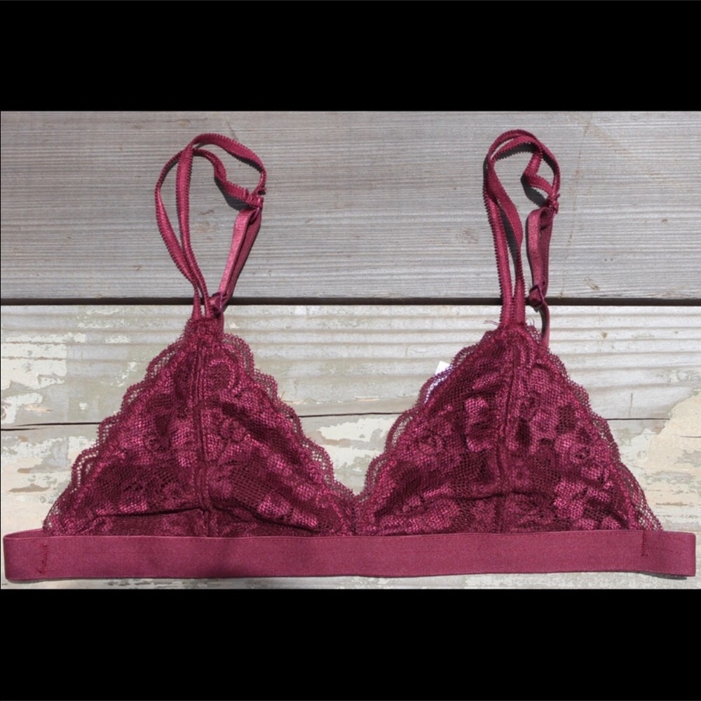 Wila burgundy lace bralette