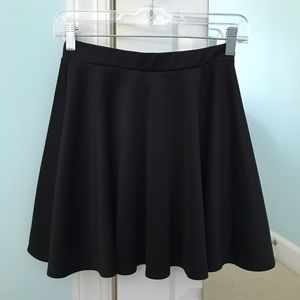 black skater skirt