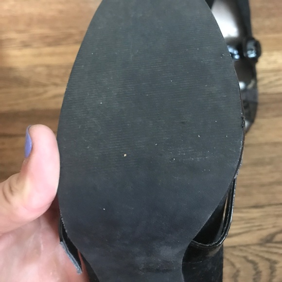 Black gray bke heels - Picture 3 of 3