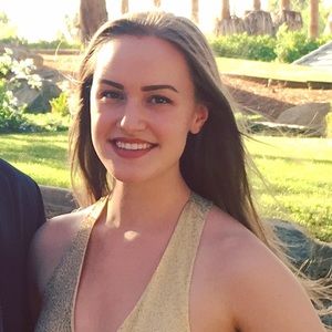 Meet your Posher, Alexandra