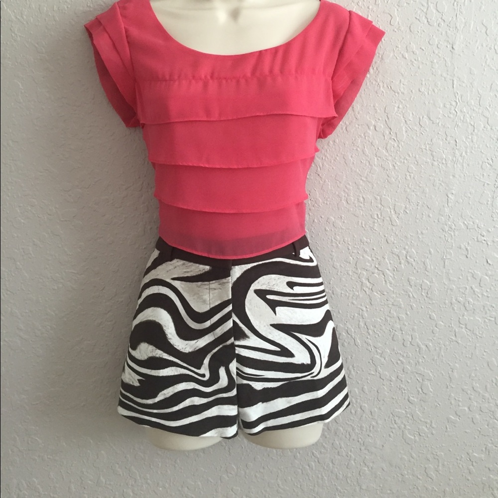 ❤️NWOT:  Michael Khors Zebra Print Shorts