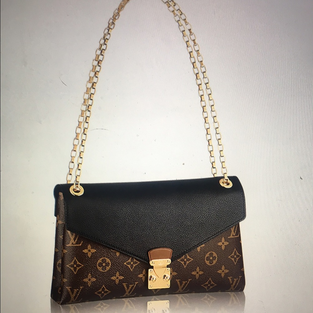 Louis Vuitton Pallas Chain Bag