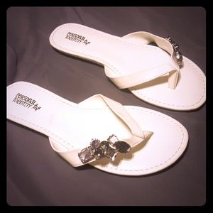 Personal identity white sandals with gems size 9